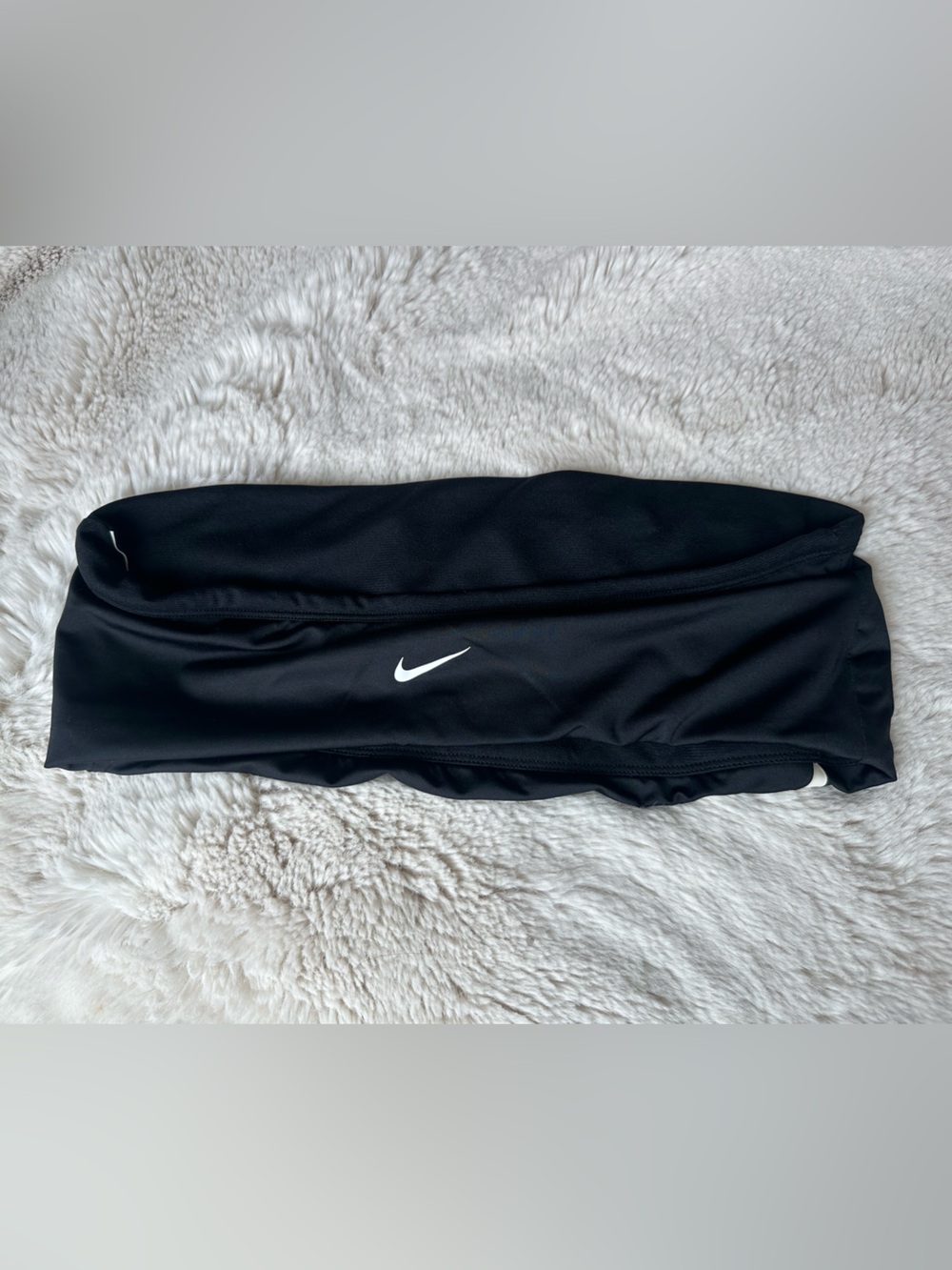 Nike Multi Logo Bandeau Bikini Top. Size: Large - Picture 4 of 7